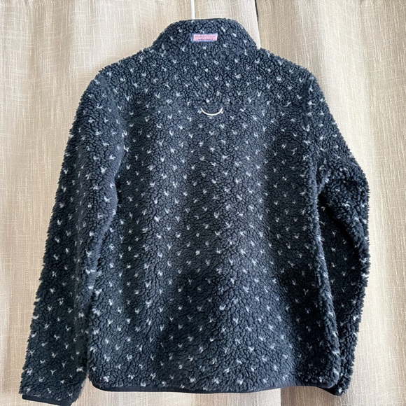 Vineyard Vines Black Birdseye Sherpa Pullover - Picture 4 of 5